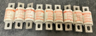 Lot of 9 Gould Shawmut Amptrap A50P250 Type 4 Fuses