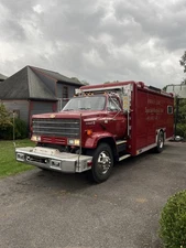 Chev C70 Kodiak Hazmat/Rescue/Command Unit, CAT/Allison Auto/12000 winch, Nice!