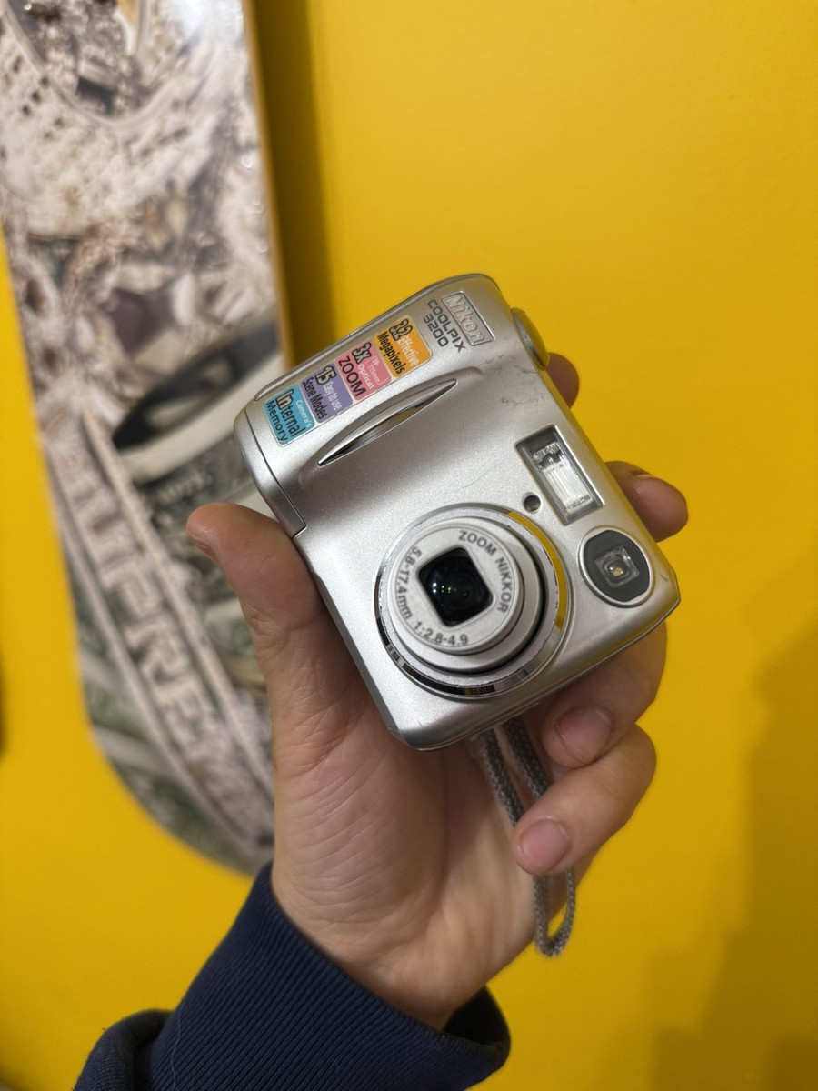 動作品 平成レトロ CCD Y2K Nikon COOLPIX E3200 Nikon Coolpix 3200 3.2MP Digital Camera Tested Bundle Whit