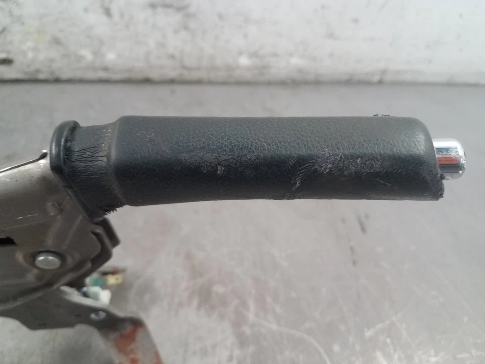 Subaru WRX STi 2015 manija de freno de estacionamiento - * #0578 Foto 3 de 4