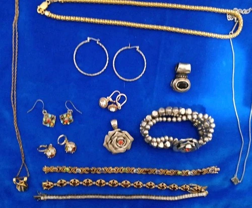 Lot Of Random Vintage Wearable Costume Jewelry