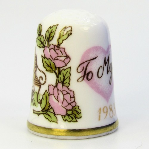 CAVERSWALL THIMBLE 'TO MY LOVE 1983' SIGNED JOHN BALL - Picture 4 of 5