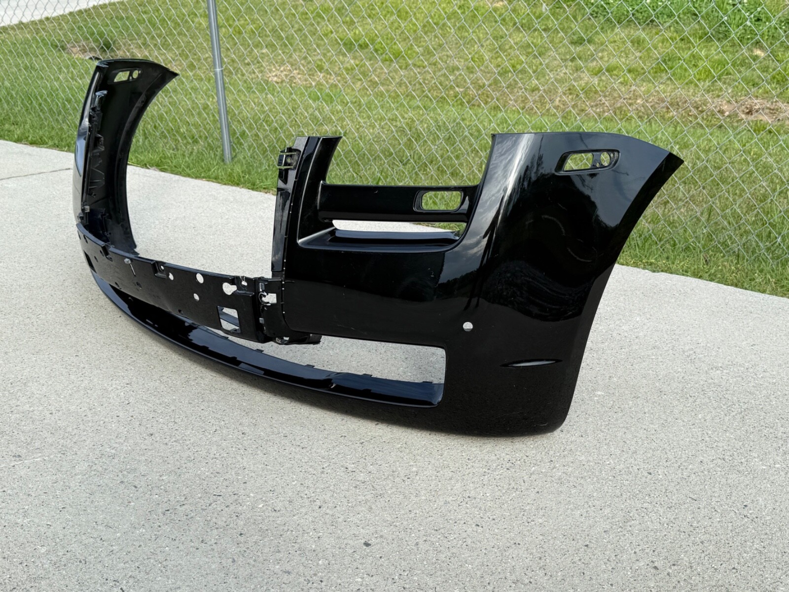 2010 - 2014 Rolls Royce Ghost Front Bumper OEM “ NO SHIPPING “ 51117198862