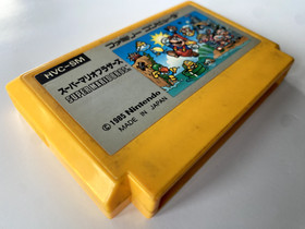 Nintendo Super Mario Bros. Famicom Family Computer