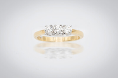 DAMEN TRILOGIE RING WEISSGOLD 18 KT BRILLANT NATUR 0,60 KARAT F FARBE VS