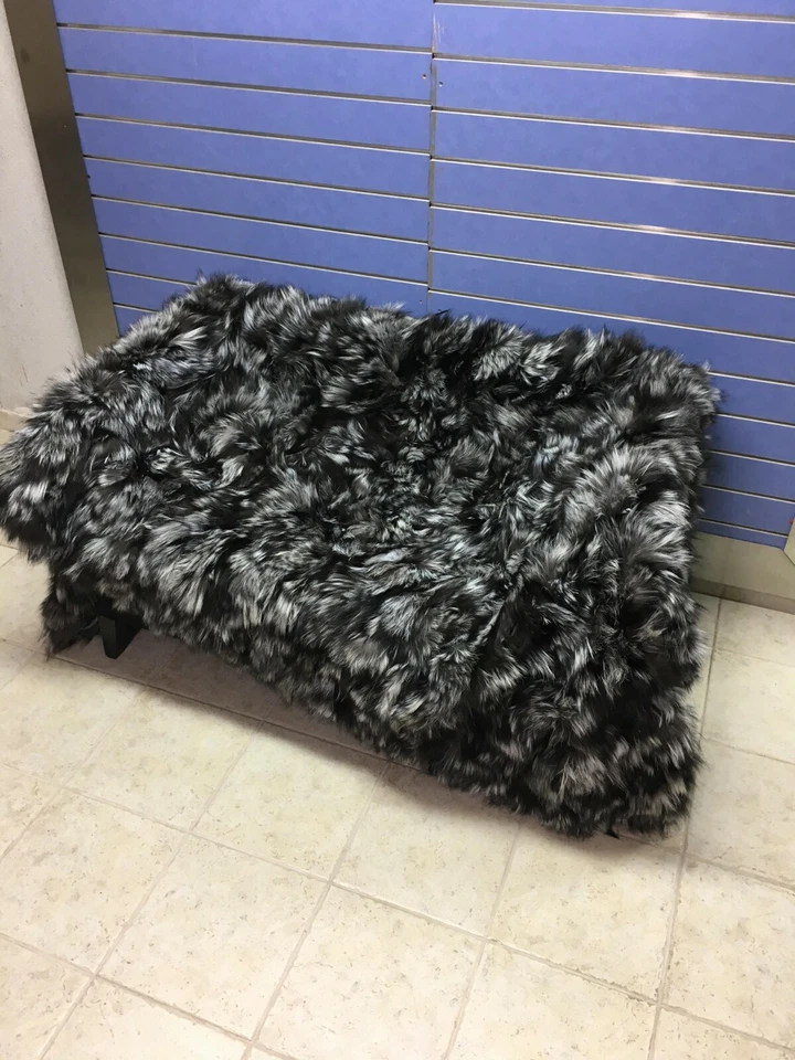 Manta/colcha de piel de zorro Arzante real de lujo plateada  Foto 3 de 4