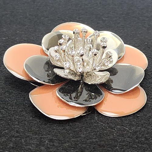 Vintage Miu Miu Brooch Flower Italy Crystal Stones Beautiful Quality - Picture 1 of 24