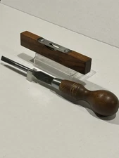 Vintage Carpenters Tools Wood Handle Turnscrew Screwdriver & 6” Wooden Level