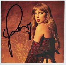 SIGNED LONG HEART TAYLOR SWIFT LIFE OF A SHOWGIRL PHOTO #3 & CD PSA DNA COA AUTO