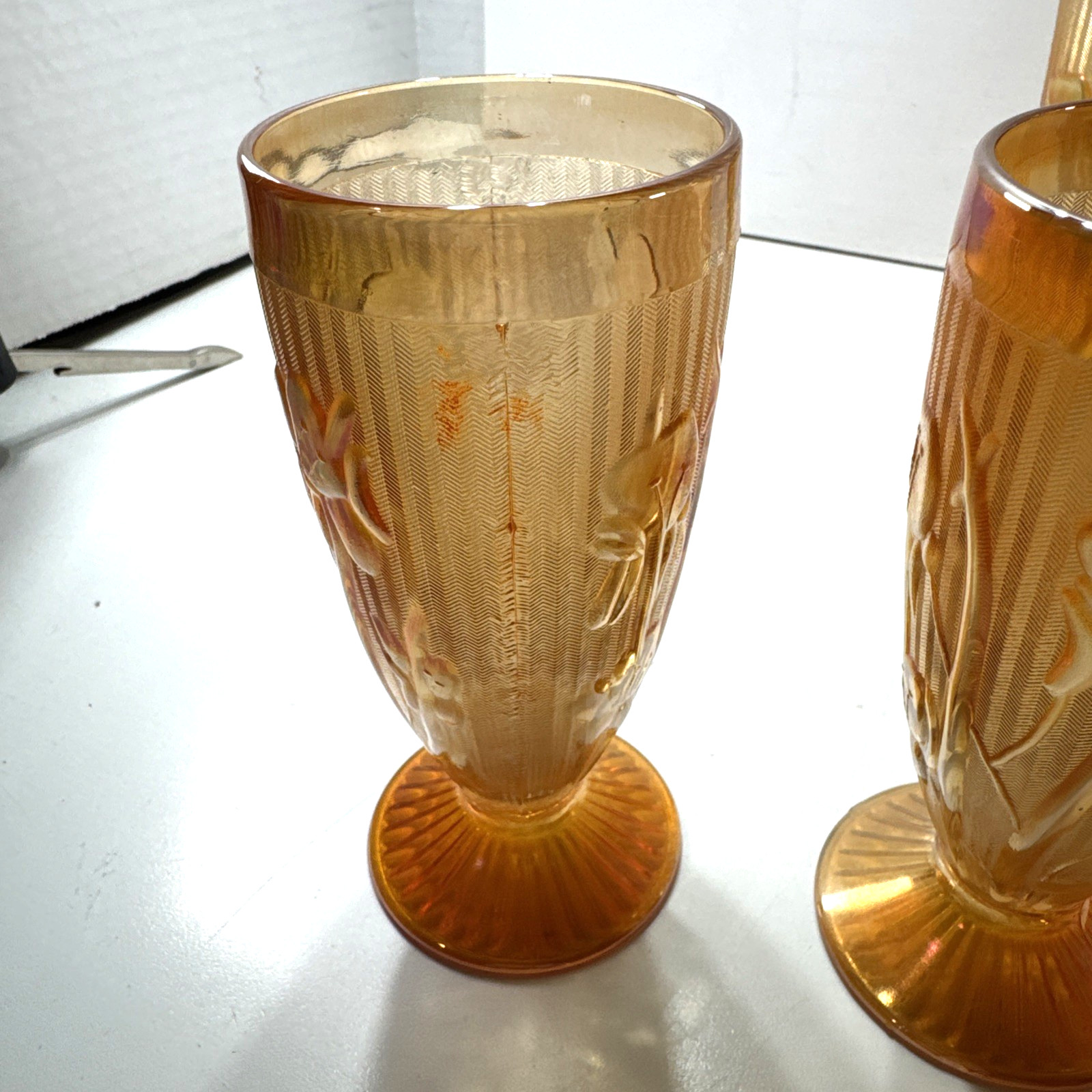 Vintage ESTATE Jeanette Iris and Herringbone Iridescent Pitcher & 6 Glass SET