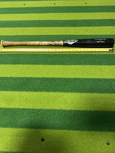 Bat Old Hickory MT27 Batte De Baseball Old Hickory Mike Trout Modèle MT27 - Érable Pro, Taille 32 30 Oz - Occasion Bâton érable Cupped End