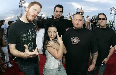 Evanescence at 2004 MTV Video Music Awards Red Carpet at American - Old Photo