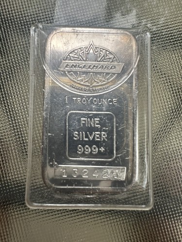 Engelhard Canada Maple Leaf Bull Logo 1 oz .999 Fine Silver Vintage - Picture 3 of 4