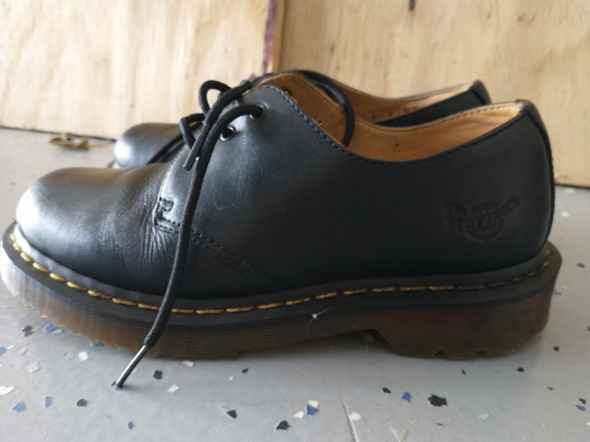 靴 Dr.Martens 1461 Airwair 3-Eye Shoes UK9 Doc Martens Airwair 1461 3 Eye Oxfords solid black vegan leather