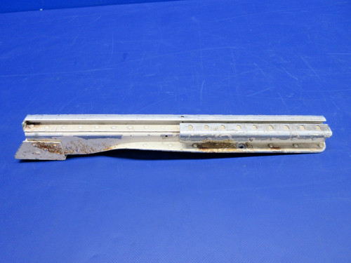 Cessna 310 / 310I LH Seat INBD Track P/N 0812987-8 (0326-863)