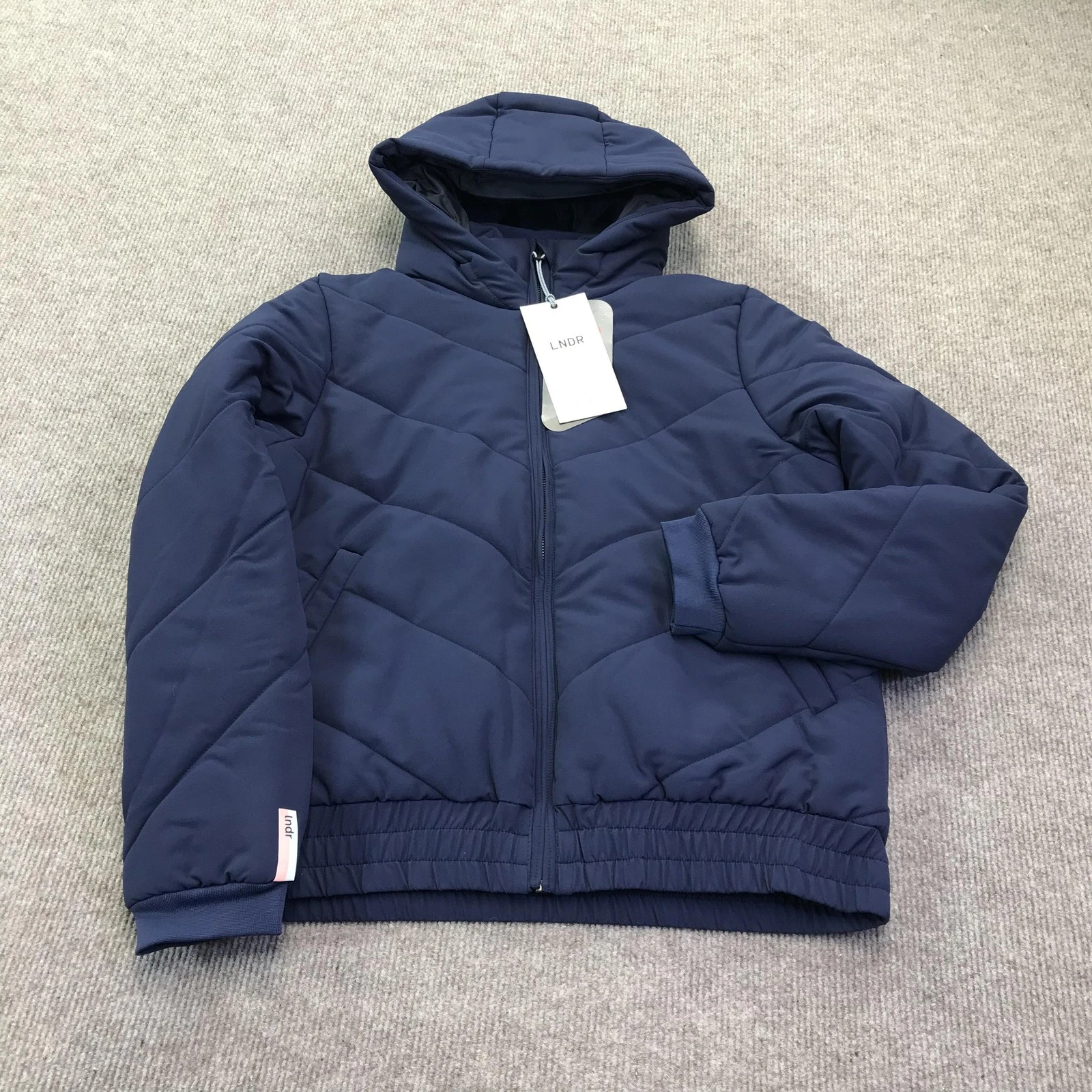 LNDR Snow WS Jacket Womens Medium Navy Peacoat PrimaLoft Hooded Puffer Coat