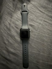 Apple Watch Series 4 40 mm Space Gray Aluminum