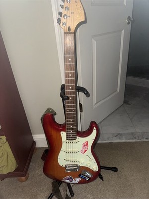 Fender Squier Strat Cherry Sunburst Used Electric Guitar with Soft Case Used