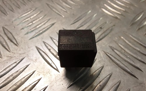 MERCEDES-BENZ C W204 Relais 0025421119 2.70 Diesel 150kw 2004 28414784