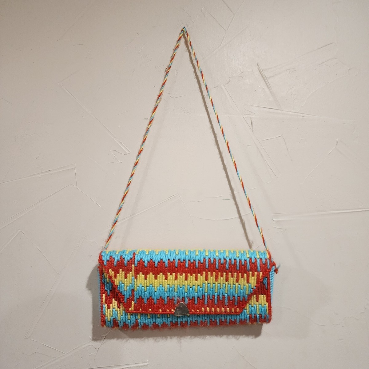 Clutch Purse Bag Vintage Plastic Canvas Yarn Handcrafted Retro Mod Rainbow - Main Image
