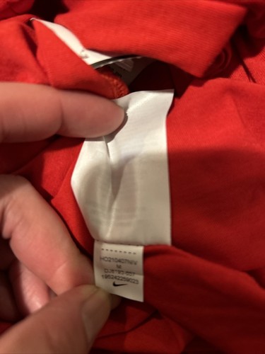 Nike NCAA Ohio State Buckeyes LS Hooded Tee Sz M Rare Football DJ8193 Red Men’s - Picture 5 of 6