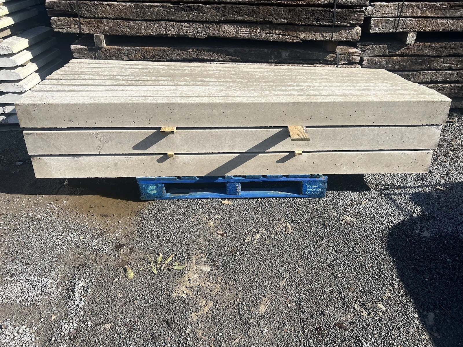Picture 3 of 4