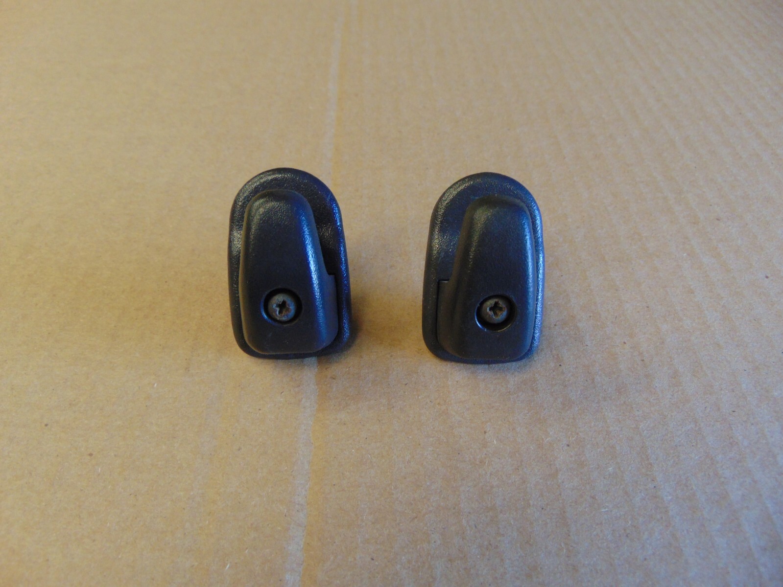 20032011 FORD CROWN VICTORIA HEAD LINER HEADLINER HOOKS 7790 eBay