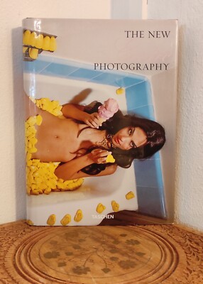 HANSON, Dian & Eric KROLL. The New Erotic Photography. Taschen, 2007