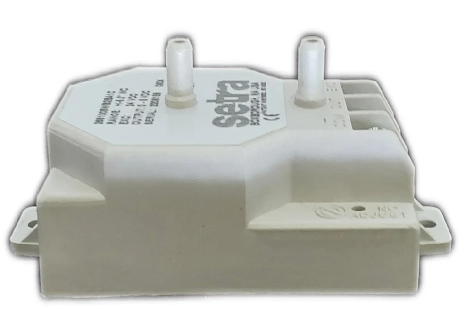 Setra Differential Pressure Transducer 2651-005W-B-2B-A1-C - Image 3 of 4