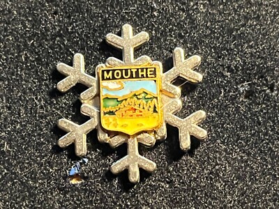 PINS PIN ENAMEL CITY VILLAGE COAT OF ARMS SHEEP
