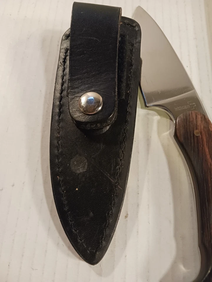 BOKER Modelo 440C 1170 Hoja Fija Mango Madera con Cuero Foto 2 de 4