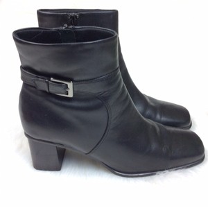 liz claiborne leather boots