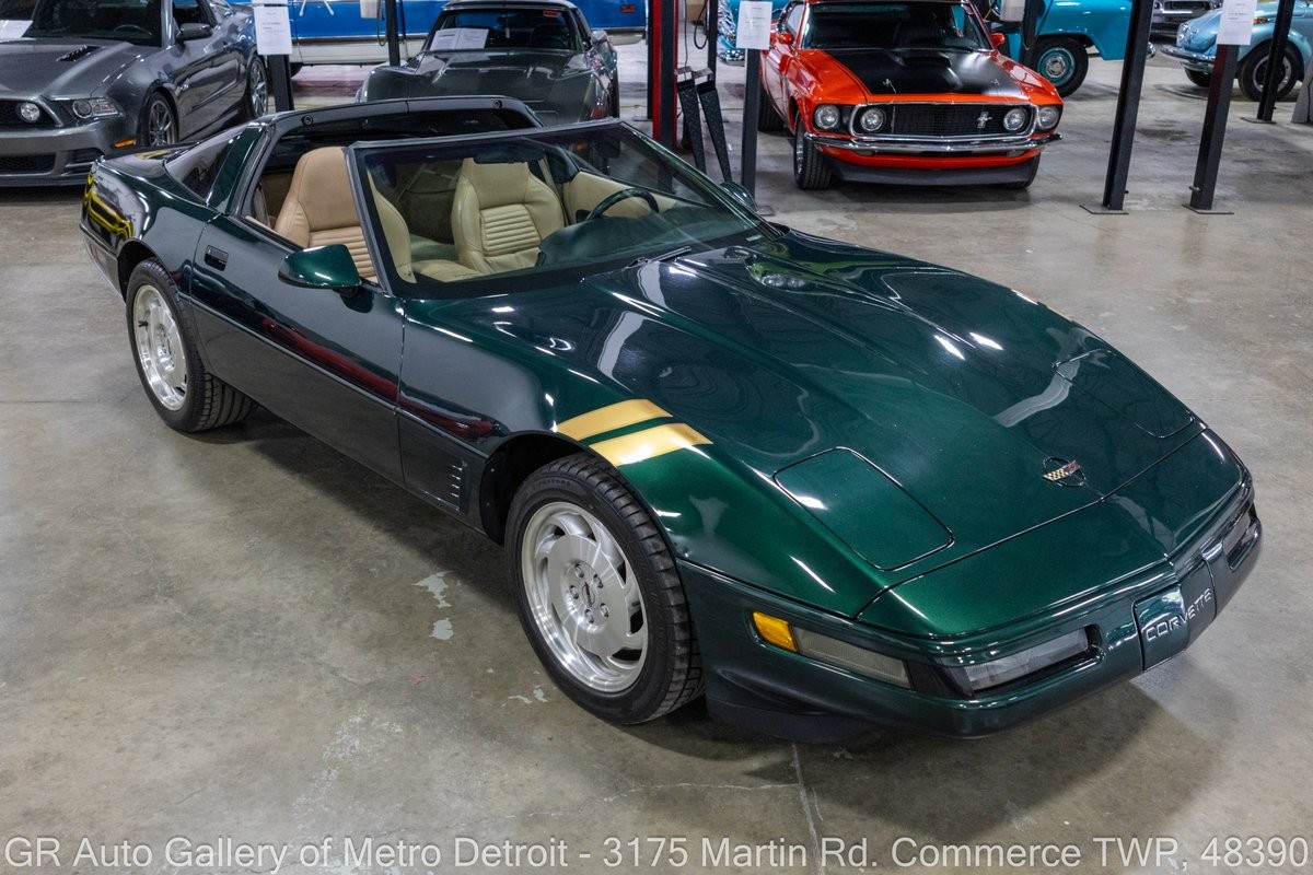 1995 Polo Green Metallic Chevrolet Corvette   | C4 Corvette Photo 10