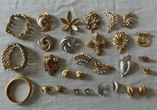 Vintage Crown Trifari & Trifari Jewelry Lot - Necklace Bracelet Earrings Brooch