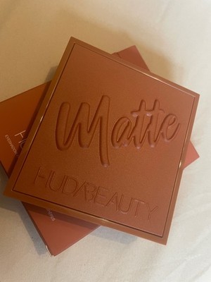 Huda Beauty Matte Obsessions Lidschatten Palette, UVP 29£