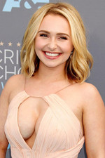 BEAUTIFUL Hayden Panettiere 8X10 Photo