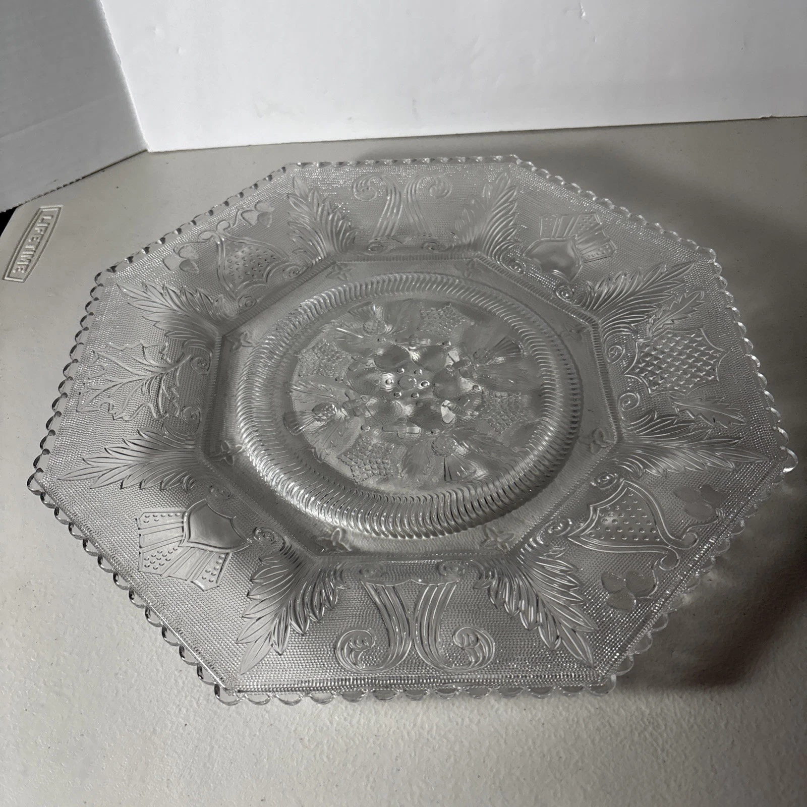 Antique Boston & Sandwich Beehive & Thistle Lacy Flint Glass 14" Octagon Platter