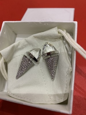 SWAROVSKI LUCENT WEISSE SPIKE NIETEN NAGELNEU ORIGINAL + TASCHE  