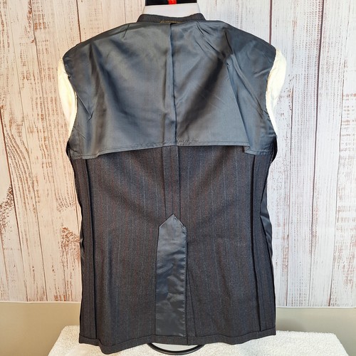 Kingsridge Vintage 2 Piece Suit Mens 44R 38X29 Charcoal Stripe Wool 3 Button - Picture 14 of 17