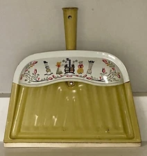 JV Reed M. Taber Vintage Metal Dust Pan Dustpan Amish Dutch Folk Mustard Yellow