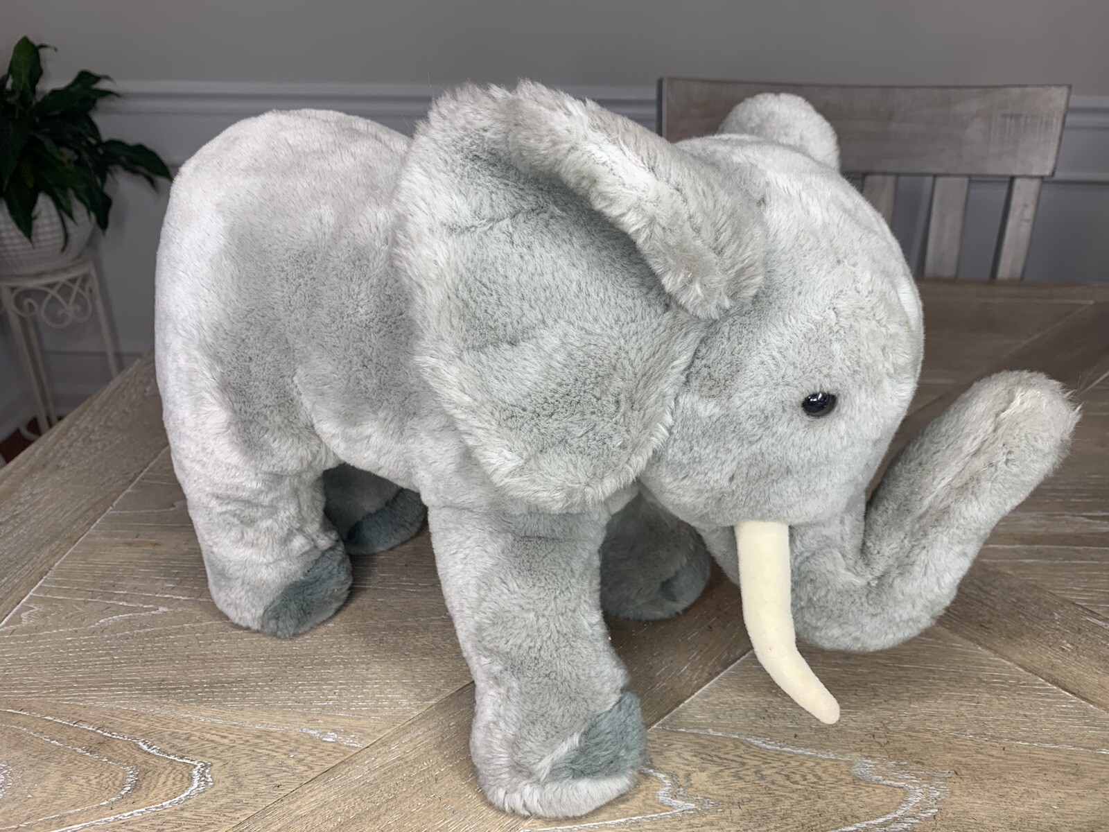 dakin elephant