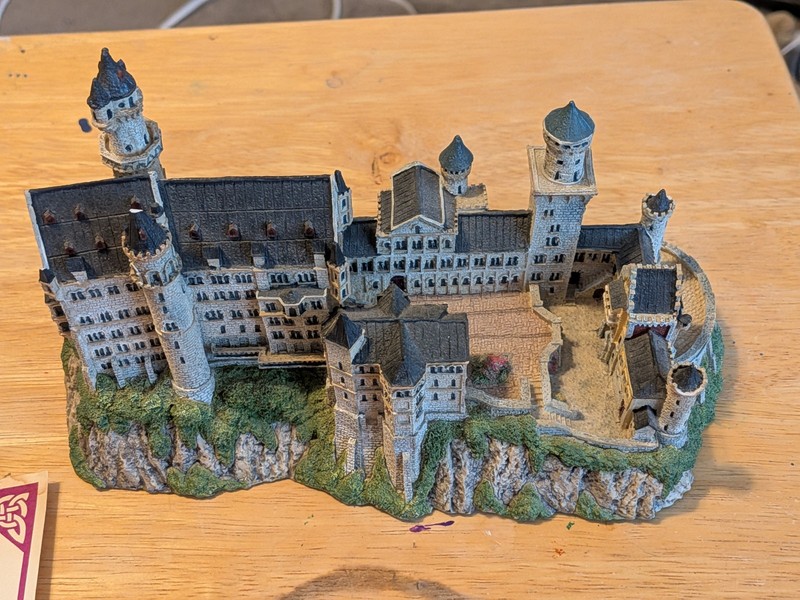 DANBURY MINT THE ENCHANTED CASTLE #A6148 NEUSCHWANSTEIN CASTLE BAVARIA GERMANY