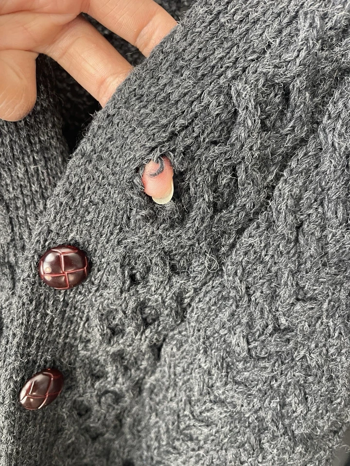 Carraig Donn Cárdigan Suéter Para Hombres Grande Aran Pescador Cable Lana Irlanda DEFECTOS Foto 3 de 4
