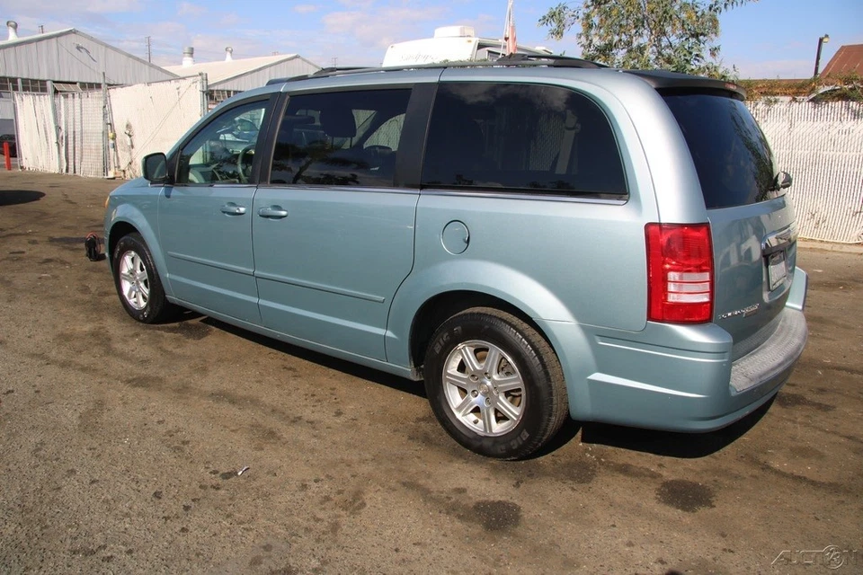 Chrysler Town & Country 2008  Foto 4 de 4