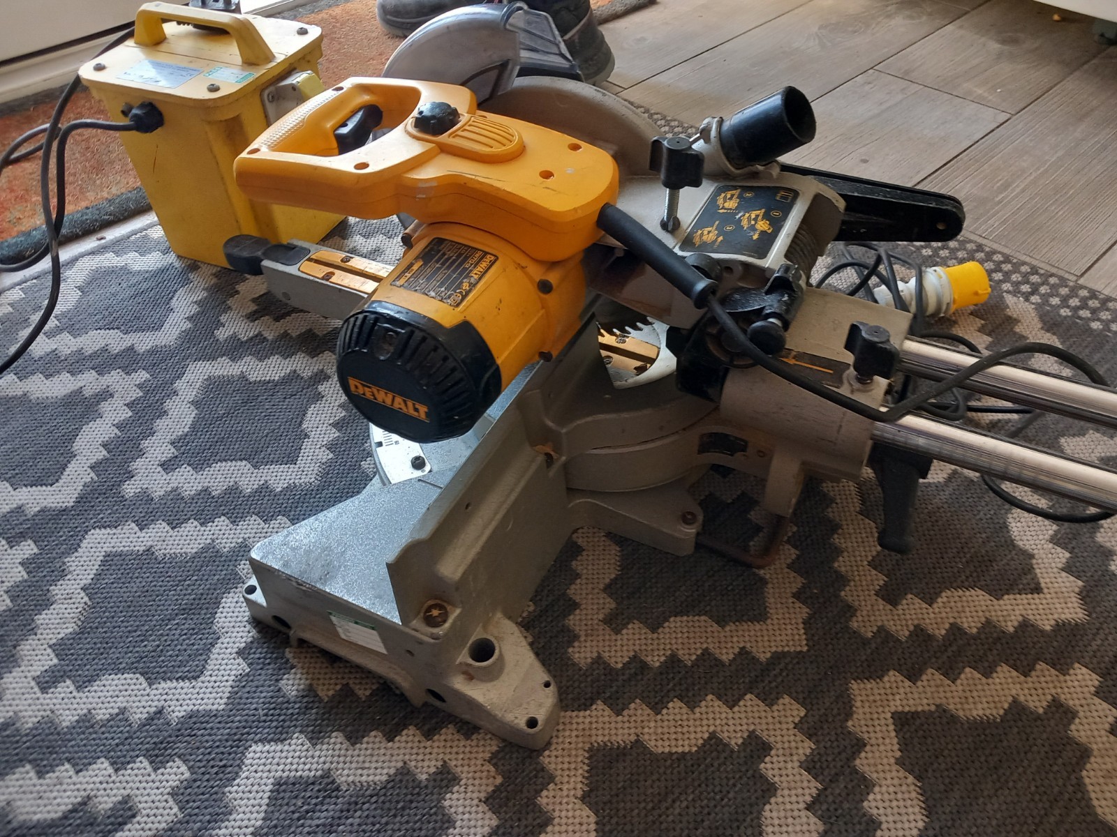 Dewalt Dw712