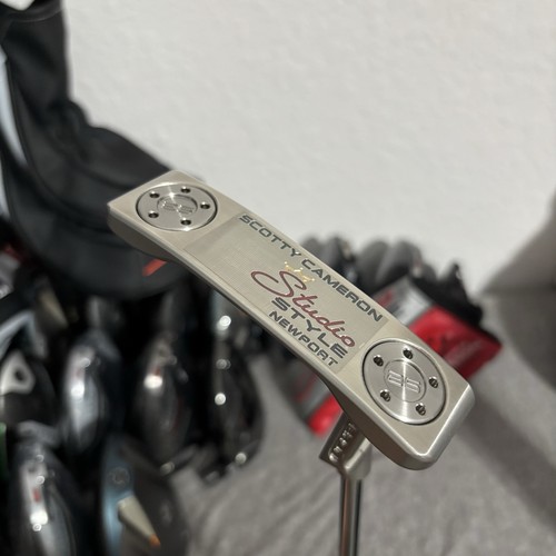 2025 Scotty Cameron Studio Style Newport Putter / 35"
