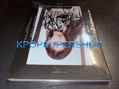 Itzy 2nd Mini Album It'z Me Chaeryeong Autographed Signed CD New