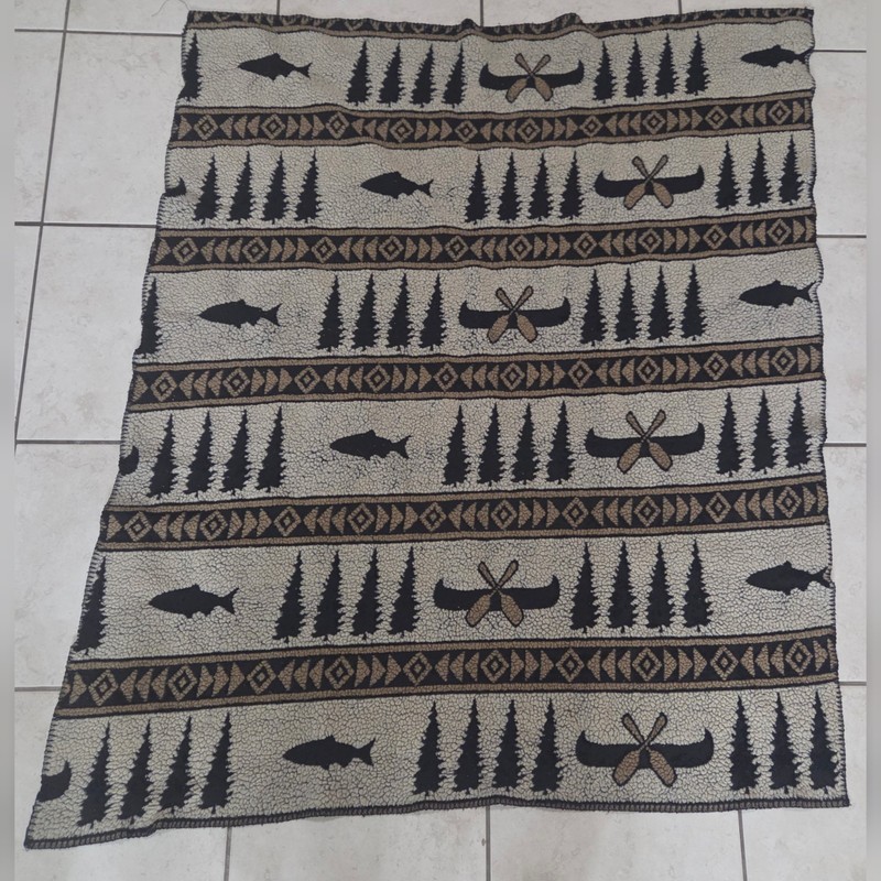Vintage Whoolrich Blanket fish/ evergreens/canoe/paddles/ourdoors/nature/