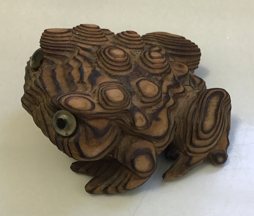 VTG Japanese SUGI Cryptomeria Carved Wood Frog/Toad Sculpture 2” X