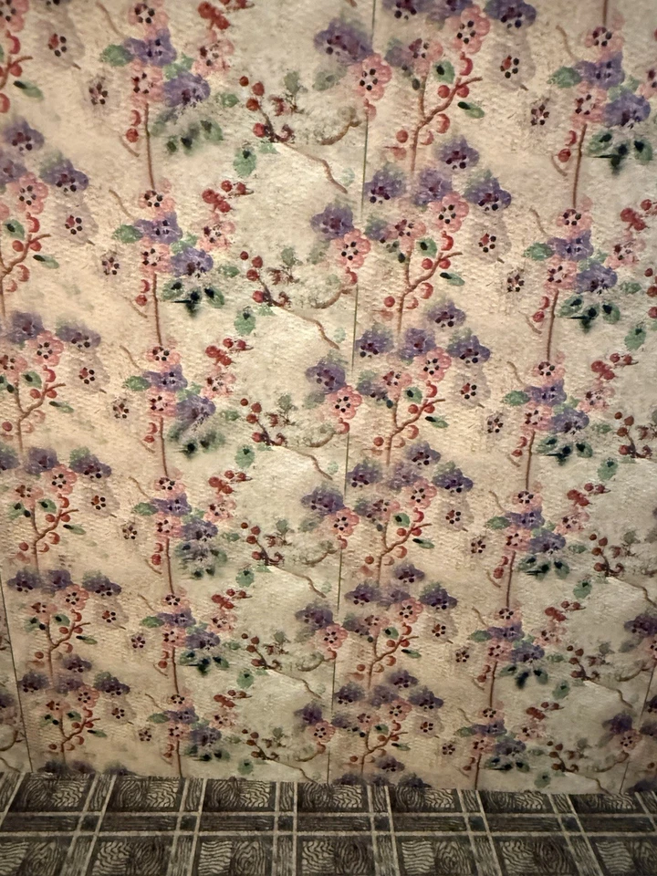 DOLLSHOUSE RESTORATION Handarbeit Reproduktion Puppenstubentapete - Stiefmütterchen Creeper